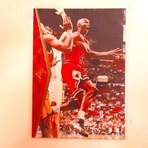 MICHAEL JORDAN BASKETBALL CARD